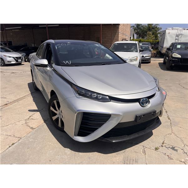 2017 Toyota Murai - CLEAN/94,383