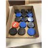 Image 2 : 2 HEAVY DUTY LIFTING STRAPS AND TRAY OF PUCKS