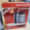 Image 2 : HONEYWELL WAMR MIST HUMIDIFER AND SPACE HEATER