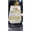 Image 1 : QUEENSIZE SHEET SET AND FONDUE SET