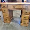 Image 3 : ANTIQUE DOUBLE PEDESTAL DESK, GOOD ORIGINAL CONDITION