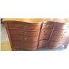 Image 2 : DREXEL 12 DRAWER DRESSER