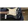 Image 2 : SQUIER FENDER ELECTRIC GUITAR W/ BAG