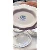Image 11 : 33 PIECES ROYAL ALBERT MEMORY LANE CHINA - 8 DINNER PLATES, 8 SIDE PLATES, 8 MUGS, PLATTER, 2 OVAL S
