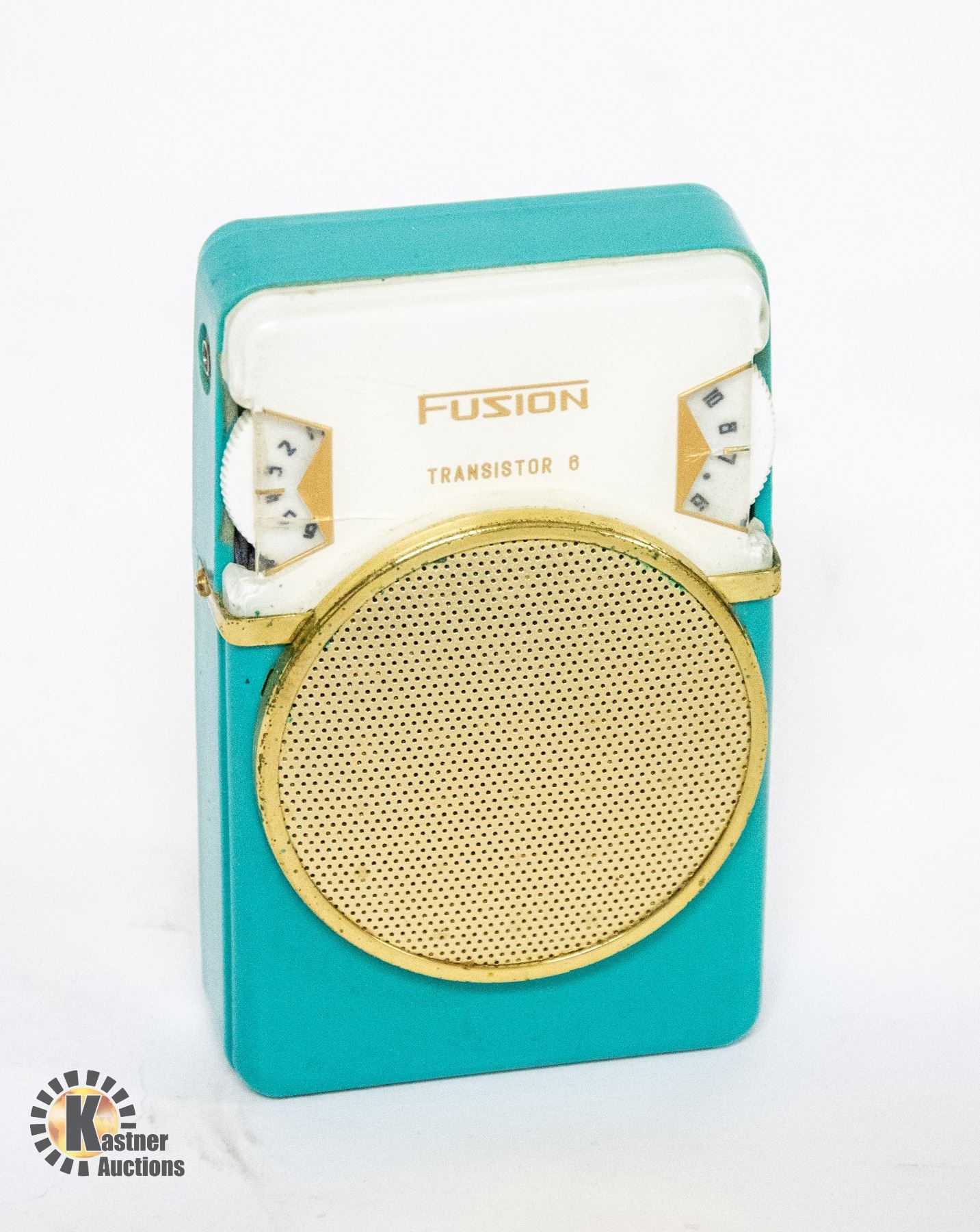 1950S TRANSISTOR POCKET RADIO BLUE WHITE