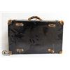 Image 1 : ANTIQUE BLACK LEATHER TRAVEL SUITCASE