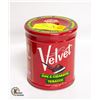 Image 1 : ANTIQUE VELVET TOBACCO TIN