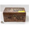 Image 1 : ANTIQUE HAND CARVED WOODEN BOX