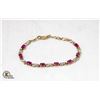 Image 1 : 9K GOLD BRACELET W RED PRECIOUS STONES