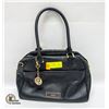 Image 1 : DKNY BLACK LEATHER PURSE USED