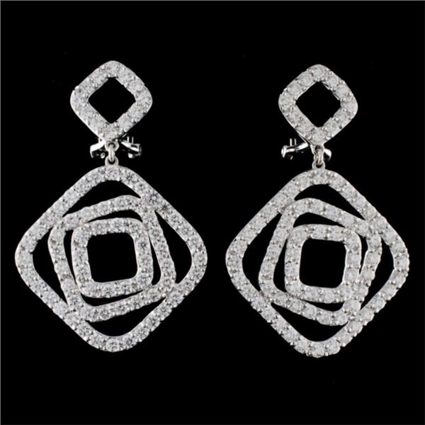 18K White Gold 3.65ct Diamond Earrings