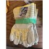 Image 1 : new gloves - 3 pairs