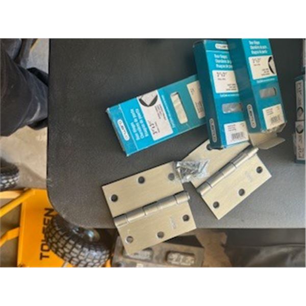 8 hinges - new