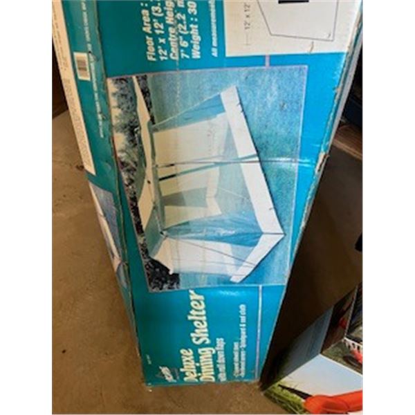12' X 12" screen tent