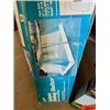 Image 1 : 12' X 12" screen tent