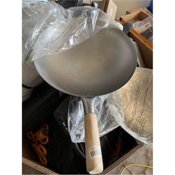 18 inch wok pan - new