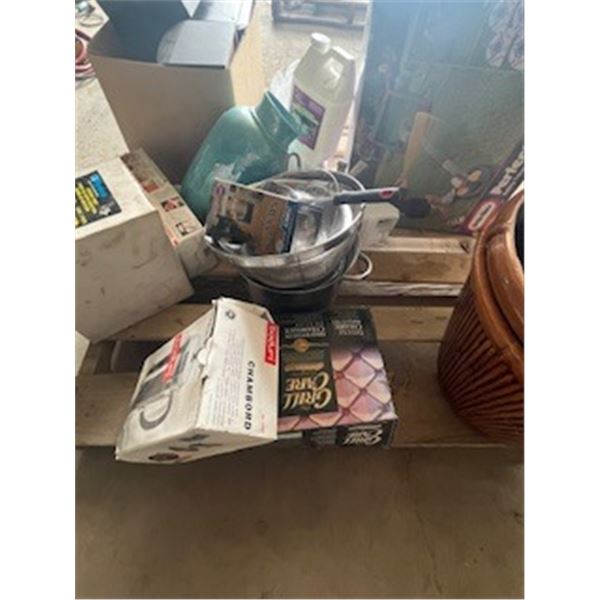 misc kitchen items