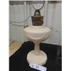 Image 2 : Lincoln Drape Aladdin Lamp with Chimney