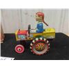 Image 2 : Marx Tin Wind Up Dora Dipsy Car with Box 4" x 6" x 6" 