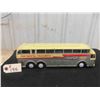 Image 1 : Daiya Tin Friction Bus 3.5" x 4.5" x 14" 