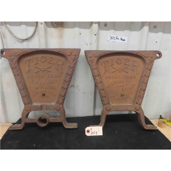 Set of 2 Cast Seeder Box Ends - Tiger Seeder - Great Design on Casting 14.5  