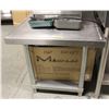 Image 1 : STAINLESS STEEL 30"X 24"X 23.5" EQUIPMENT TABLE