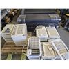 Image 1 : PALLET OF 7 ASSORTED WINDOW A/C UNITS *WORKING*