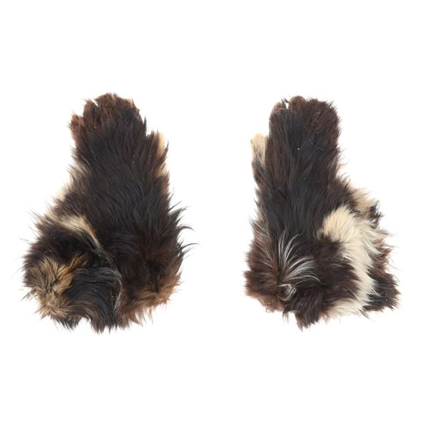 C. 1910-1930 Black Bear Stagecoach Gauntlets