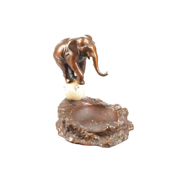 1923 Elephant Armour Bronze Cigar Ashtray