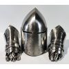 Image 1 : REPLICA METAL KNIGHTS HELMET & GAUNTLETS