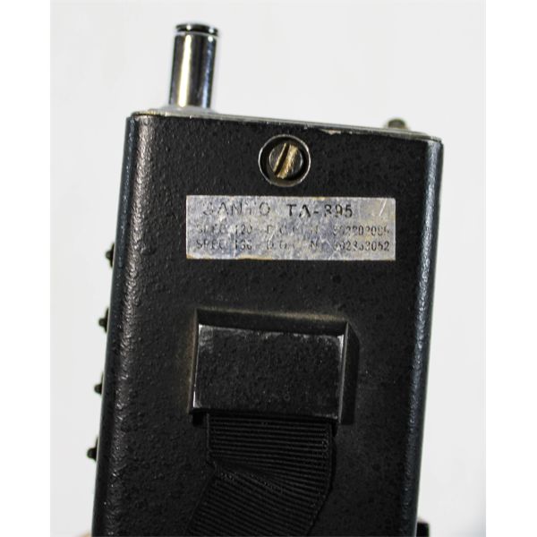 VINTAGE SANYO TA-395 HAND-HELD TRANSCEIVER