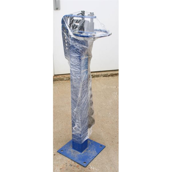 COMPACT FLOOR PIPE BENDER