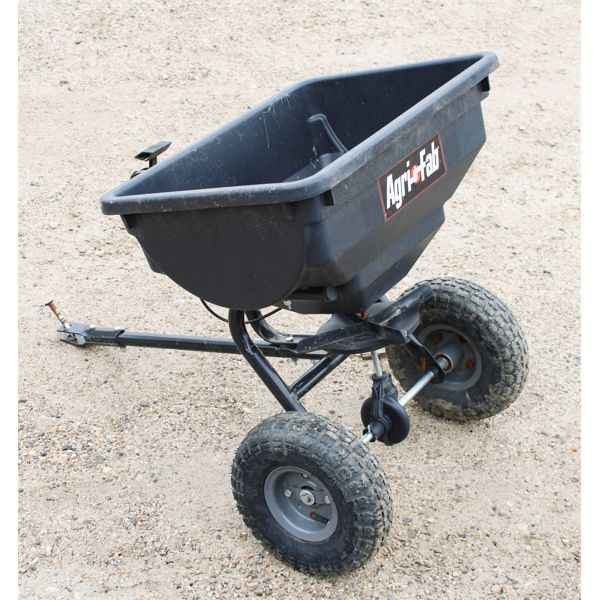 AGRI-FAB PULL BEHIND SPREADER