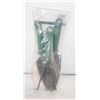 Image 1 : NEW HOLLAND GREENHOUSE 3PC GARDEN TOOL SET