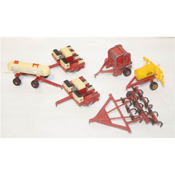 SET OF 6 ERTL DIECAST FARM VINTAGE FARM MACHINERY