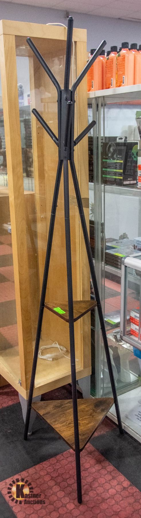 Triangle Shaped Rack TRIANGLE SHAPED COAT RACK H-71.5