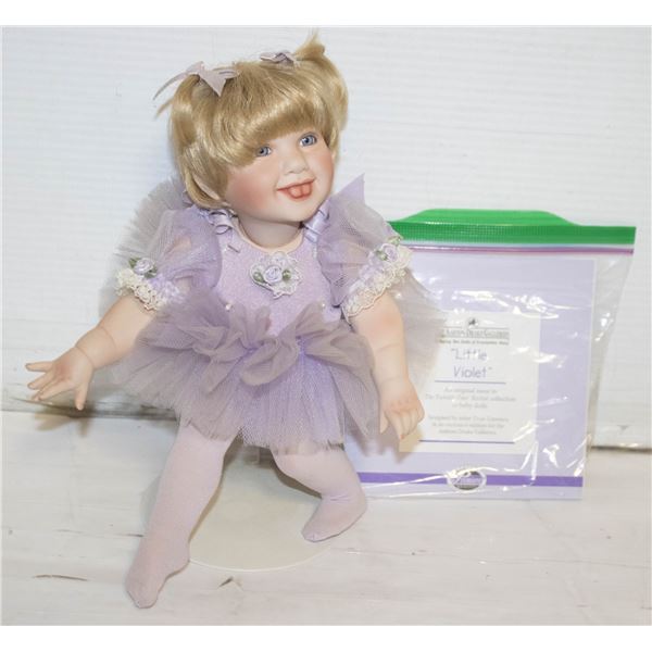 LITTLE VIOLET -W CARD
