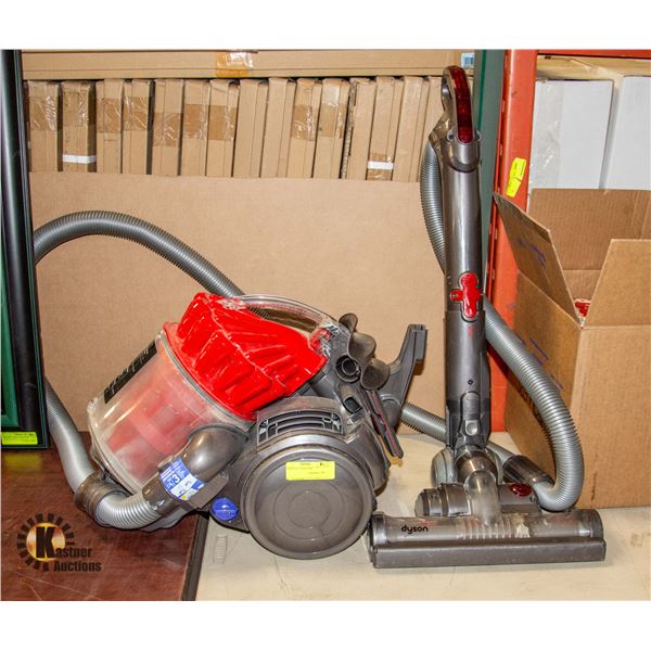 DYSON DC 32 VACUUM