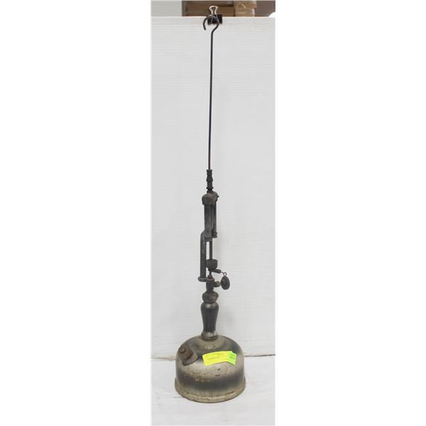ANTIQUE LAMP