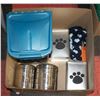Image 1 : BOX OF DOG/PET ACCESSORIES INCL. LARGE FOOD