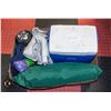 Image 1 : BOX FULL OF CAMPING GEAR INCL. TENT,
