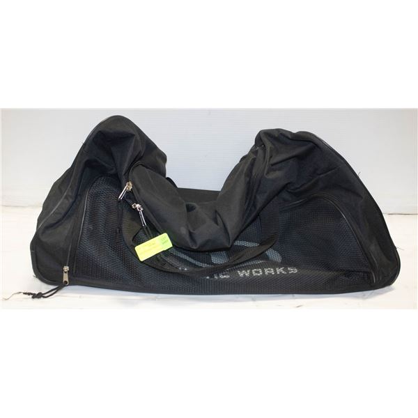 ROLLING SPORTS BAG BLACK