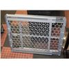 Image 1 : EXPANDABLE PET GATE