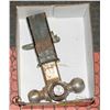 Image 1 : BOX WITH HEAVY DUTY 3-WAY BALL HITCH WITH