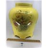 Image 1 : PORCELAIN VESSEL YELLOW NO LID