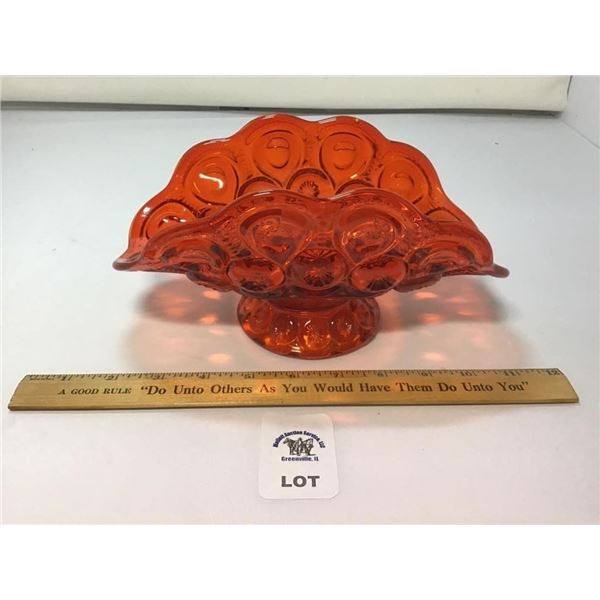 L E SMITH SMALLER VINTAGE GLASS. GLOWS, AMBERINA