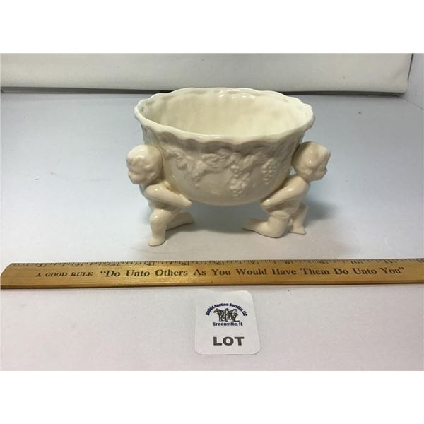 LEFTON 3 CHERUB PEDESTAL PLANTER