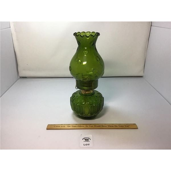 L E SMITH VINTAGE MOON & STARS GREEN GLASS OIL