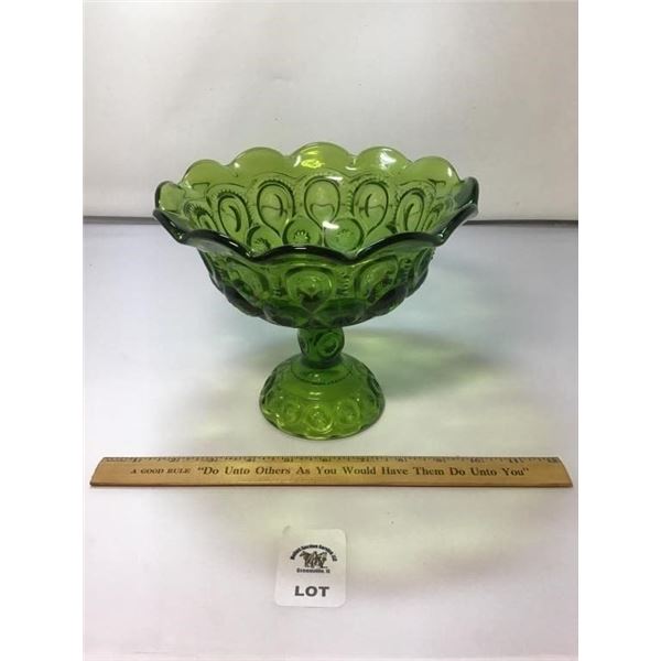 L E SMITH VINTAGE MOON & STARS GREEN GLASS