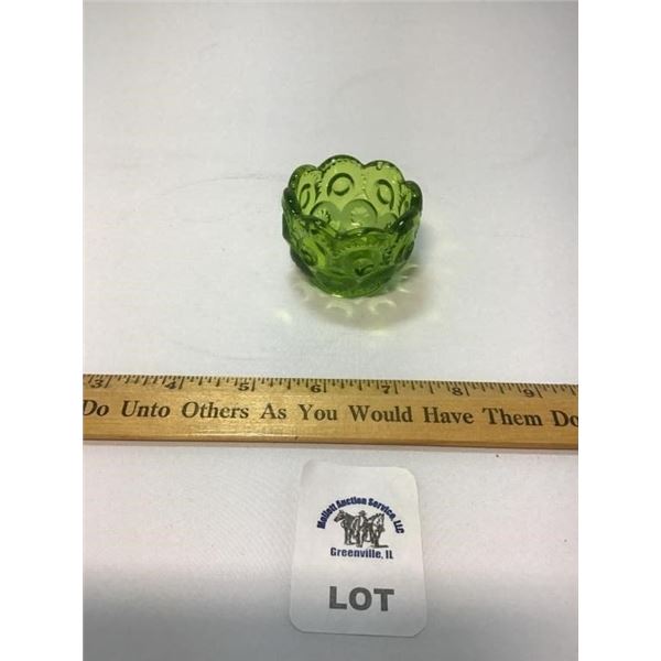L E SMITH VINTAGE MOON & STARS GREEN GLASS SALT